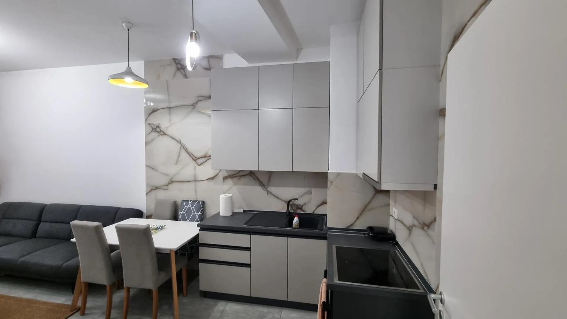 Odahousetirana Tirana